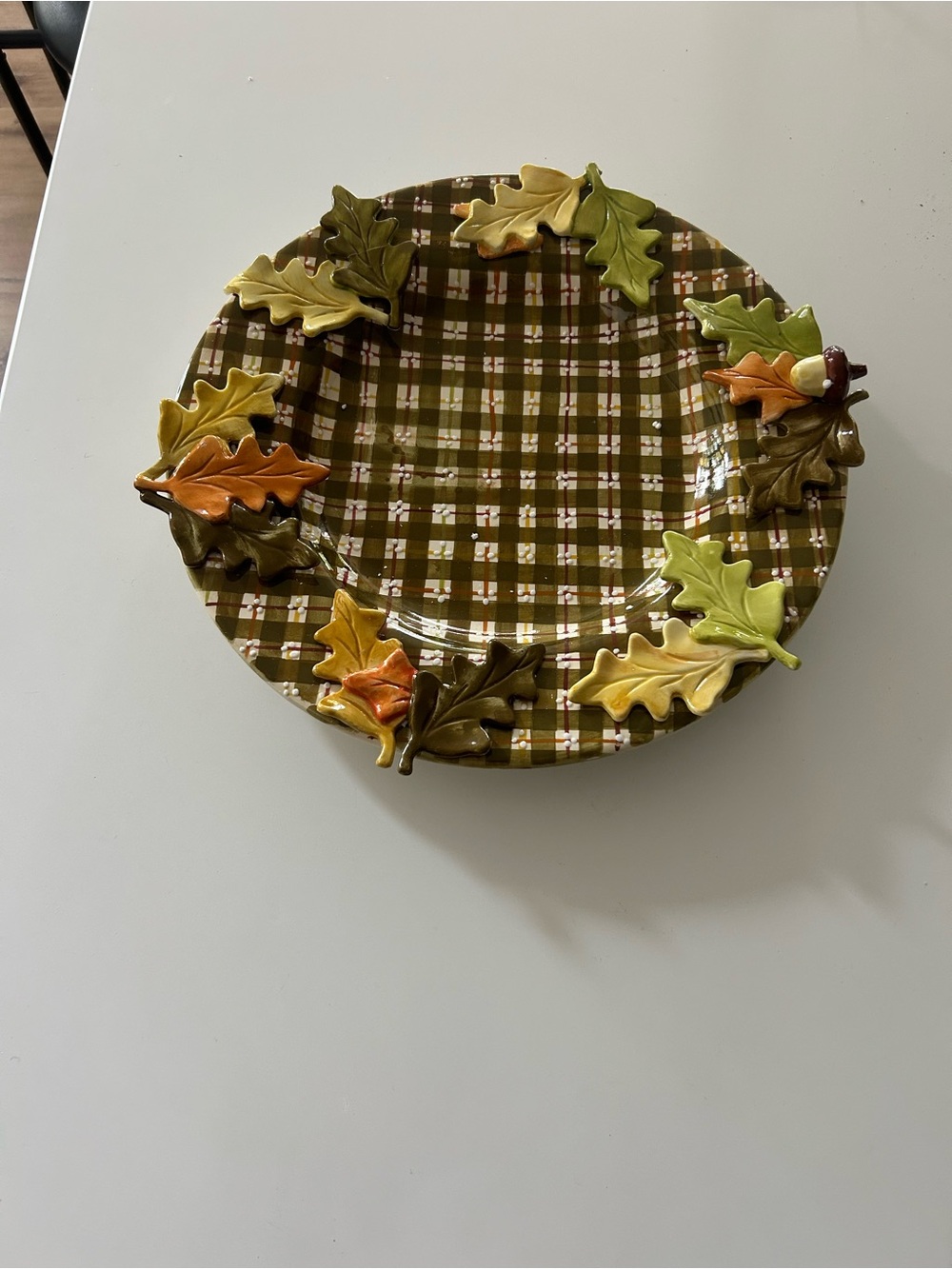 Autumn Leaf 🍁 Ceramic Serving Platter - Green Plaid